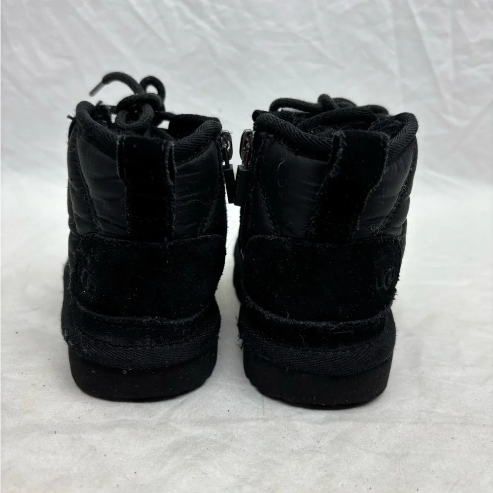 Ugg Kids Black Suede Ankle Boots with Lace-Up for baby size 7